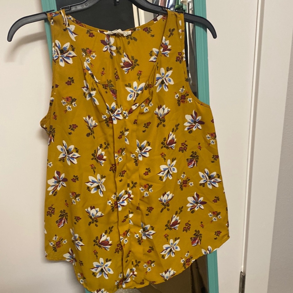Floral tank